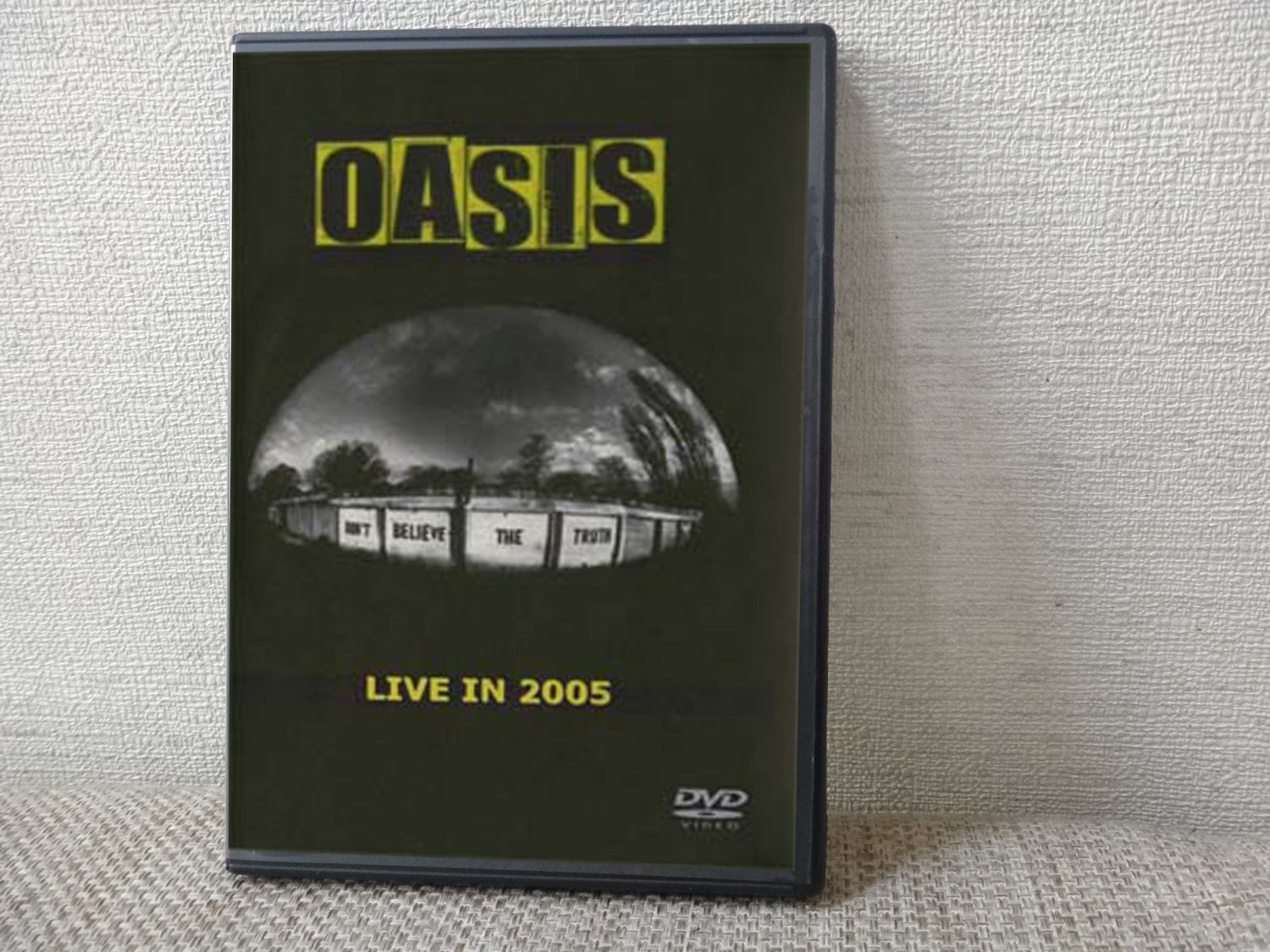 OASIS LIVE IN 2005 DVD