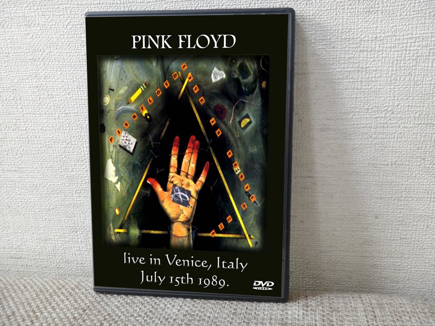 PINK FLOYD LIve In Venice, Italy 1989 DVD