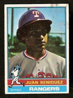 1976 Topps Baseball Card # 496 Texas Rangers Juan Beniquez  !