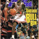 1990 Sports Illustrated Chicago Bulls Michael Jordan Atlanta Falcons Tarheels
