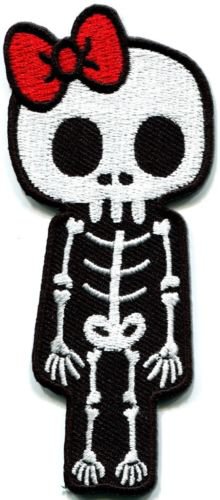Skull skeleton goth punk emo horror biker applique iron-on patch S-261