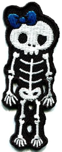 Skull skeleton goth horror applique iron-on patch S-260