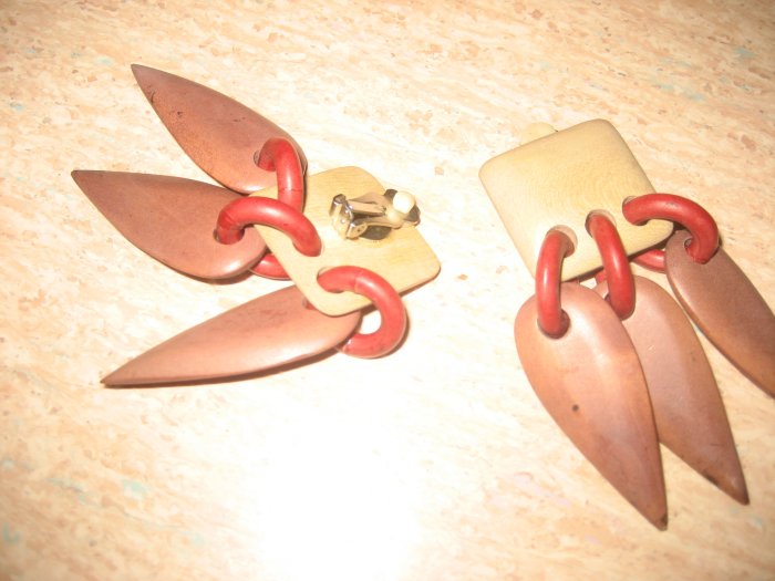 clip earrings