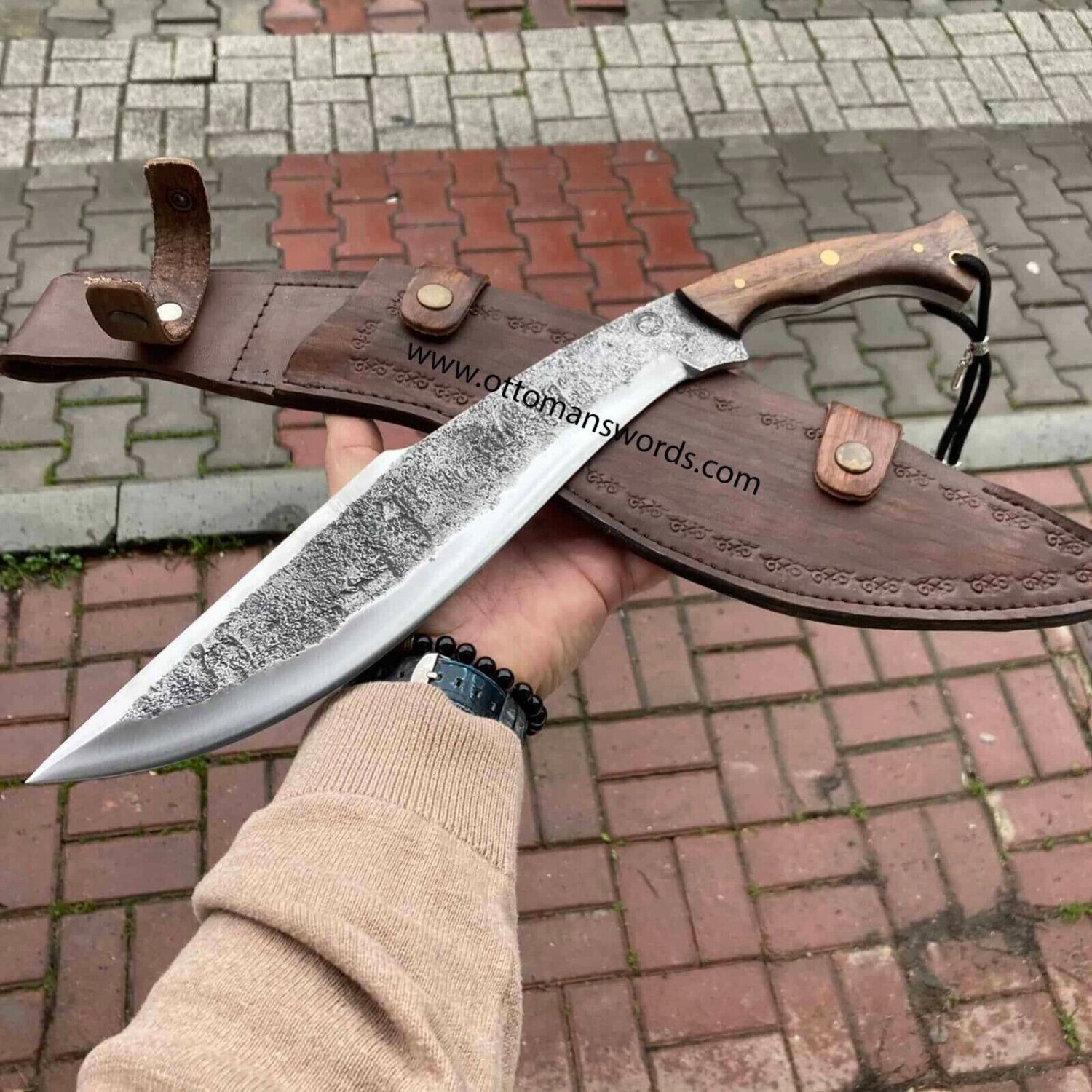 Hand Forged Kukri Machette Knife Carbon Steel Blade and Wooden Handle Full Tang