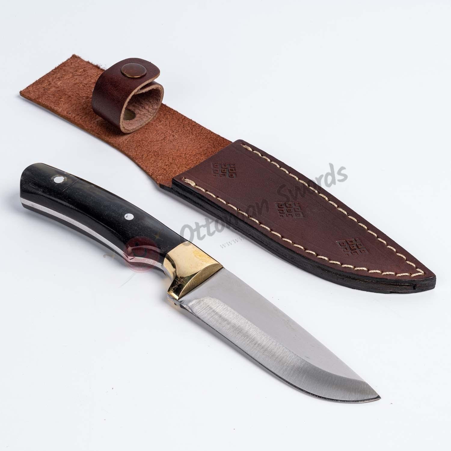 Ram Horn Crust Handles Custom Knife With Brass Guard