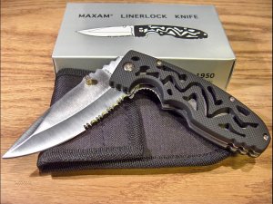 Maxam Liner Lock Style with Textured Grip Handle Pocket Knife
