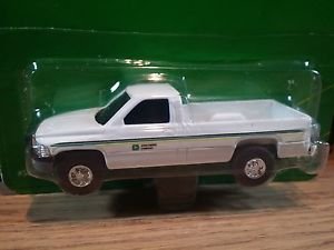 John Deere Dodge Ram Dealership Pickup Truck Ertl Diecast 1:64