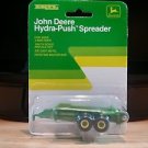 John Deere Hydra-Push Spreader Ertl 1:64