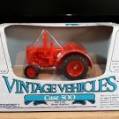 Case 500 Diesel Tractor Vintage Vehicles Ertl 1:43 Diecast