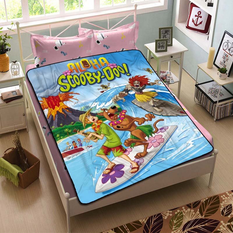 Scooby-Doo Aloha Blanket Plush Bedroom Throw