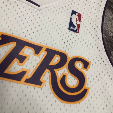 #8 Kobe Bryant Lakers 2003-04 M&N heat pressed jersey  white