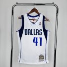 #41 Nowitzki Dallas Mavericks 2010-11 M&N jersey white (heat pressed)