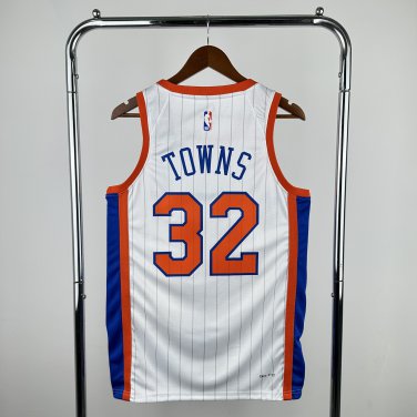 25th season Knicks City Edition No. 32 Towns