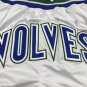 Pocket Forest Wolf Classic White
