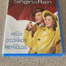 Singin' in the Rain (Blu-ray Disc, 2012) LIKE NEW 1952 Gene Kelly Debbie Reynolds Singin' in the Rain (Blu-ray Disc, 2012) LIKE NEW 1952 Gene Kelly Debbie Reynolds