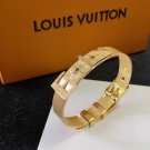 LV versatile accessory bracelet (16)