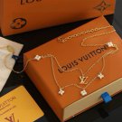 LV versatile accessory bracelet (112)