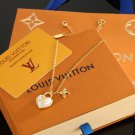 LV versatile accessory bracelet (208)