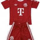 Bayern Munich Red Goalkeeper  Jersey Kit 25-26  Soccer