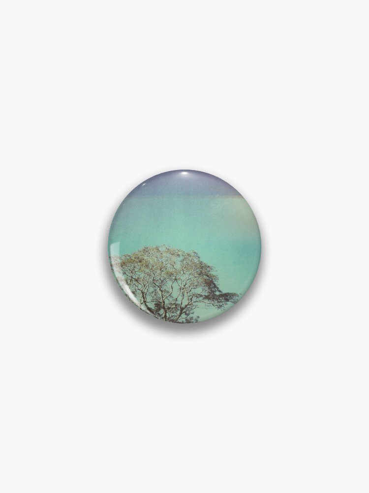 Light Tree Pin