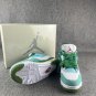 Air  4 &acirc;��Bulbasaur&acirc;�� Light GreenForest Green