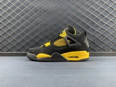 Air  4 &acirc;��Thunder 2023&acirc;�� BlackTour Yellow