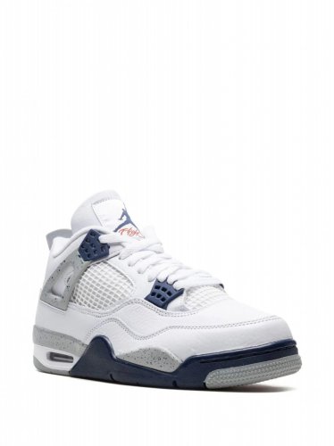 Air  4 Midnight Navy sneakers