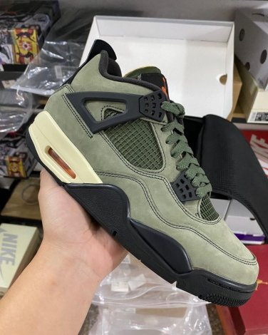 Air  4 Retro  Undefeated 2018