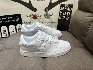 110 second layer leather genuine label half size  COURT CONNECT Sports and Lei_4241