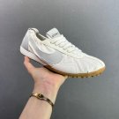 120 Jacumoon is a soft, comfortable, non slip, wear-resistant low cut casual boar