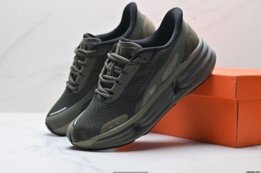 130 company level  Comfort Ride EasyOn Access  Comfort Fit Breathable Support Run_3576