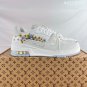 180 empty glueLV white graffiti sports shoes belong to the Spring Capsule series, design