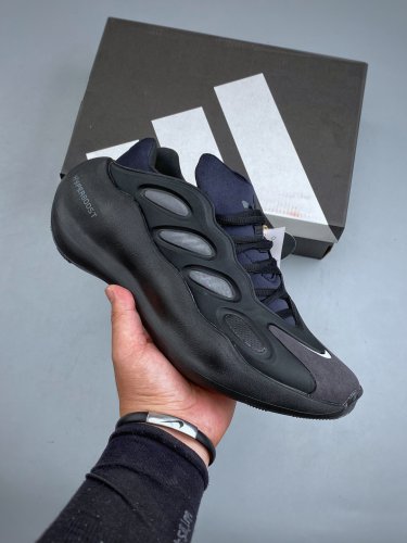 200K  HYPERBOOST M  brand new popcorn breathable and shock-absorbing running s