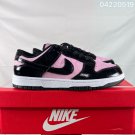 Collection 130The  Sb Dunk Low Pro unisex sports shoe is a retro board shoe that all