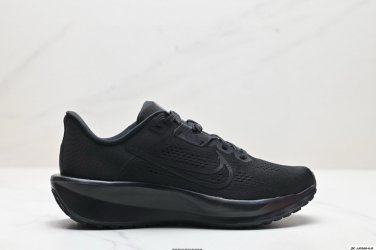 Company level  Quest 6  Extreme 6th Generation Mesh Breathable Fashion Casual Run