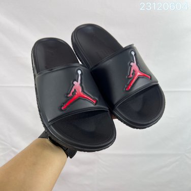 eighty Break Slide slippers, simple black and white color scheme, synthetic leathe