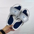 ninety-five Hydro 12 slippers, made of white synthetic leather and gold Flyman log_3901