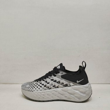 one hundred and eightyCompany level HYEIN SEO x  Ava Rover Ava Rover Co branded Sho_5557