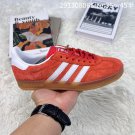 one hundred and fiftyCompany level  Handball Spezial vintage item Classic_4375