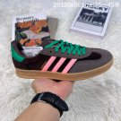 one hundred and fiftyCompany level  Handball Spezial vintage item Classic_4377