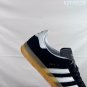 one hundred and five Gazelle Indoor blue training shoes, with a soft and durable s