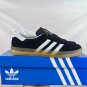one hundred and five Gazelle Indoor blue training shoes, with a soft and durable s