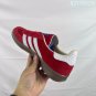 one hundred and five Gazelle Indoor blue training shoes, with a soft and durable s_1361