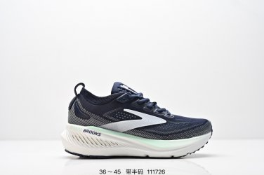 one hundred and fortyMen's and women's shoes are made of genuine half size design, with