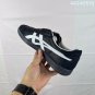 one hundred and fortyThe Onizuka Tiger TOKUTEN SLIP-ON training shoes feature a super co_3321
