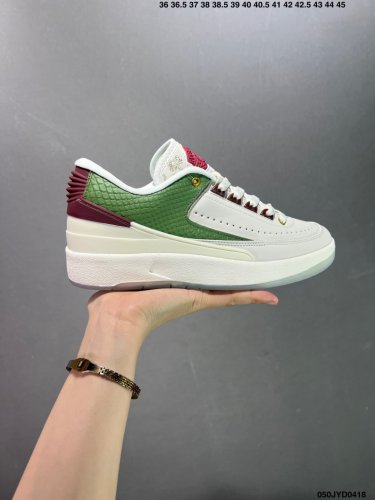 one hundred and sixtyCompany level Air  AJ2 Low SP new color schemeJoe 2 Chicag_4521