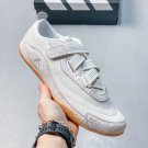 one hundred and thirty men's and women's shoes are made of genuine half size desig_2507