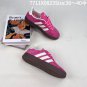 one hundred and thirty-five DeXun series men's and women's shoes are made o