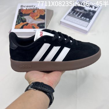 one hundred and thirty-five DeXun series men's and women's shoes are made o_5107