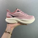 one hundred and thirtyHOKA W MACH X new color schemeThis brand comes from the Maori la_4312